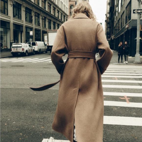 COPY - Zara woman Faux Fur Coat with belt - Picture 8 of 8